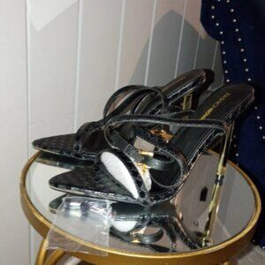 BNWB Fashion Nova Heels sz 11US